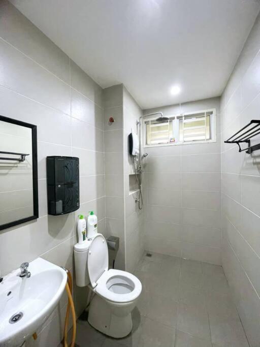 Cozyhouse 4Room 3Bath Room 10Pax'''Simpangampattasek Simpang Ampat  Exteriér fotografie